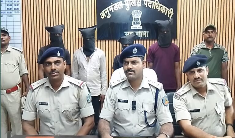 गोड्डा पुलिस को मिली बड़ी सफलता, सोलर पंप चोरी कांड का खुलासा; चार आरोपी गिरफ्तार