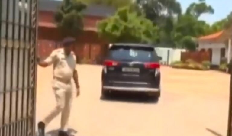राज्यसभा चुनाव की सरगर्मी: सीएम हेमंत सोरेन से मिले कांग्रेस के दिग्गज नेता, रणनीति पर हुई चर्चा