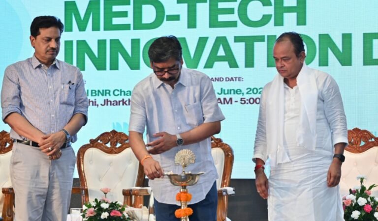 झारखंड में स्वास्थ्य क्षेत्र को मिलेगा तकनीकी नवाचार का नया मंच, मुख्यमंत्री हेमंत सोरेन ने किया ‘डिस्ट्रिक्ट सैंडबॉक्स’ का शुभारंभ