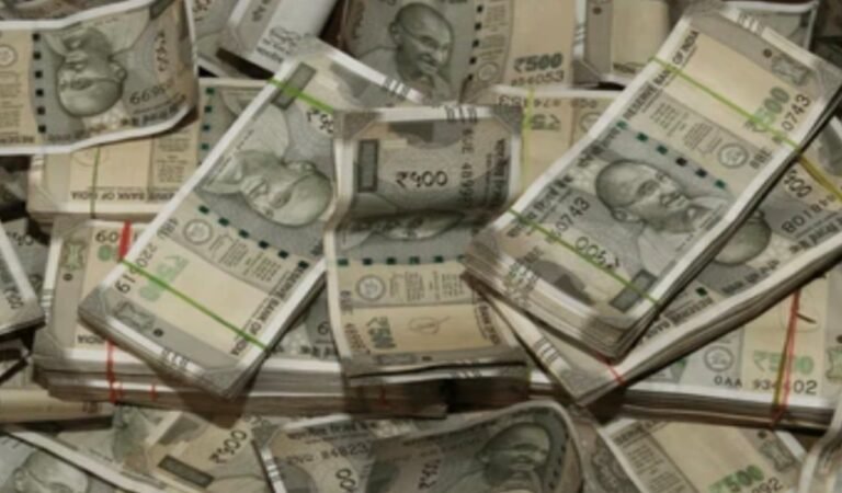 यूट्यूब से सीखा ‘नोट छापने’ का तरीका: नलगोंडा में पति-पत्नी की ‘फर्जी फैक्ट्री’ का भंडाफोड़, ऐसे चढ़ा पुलिस के हत्थे