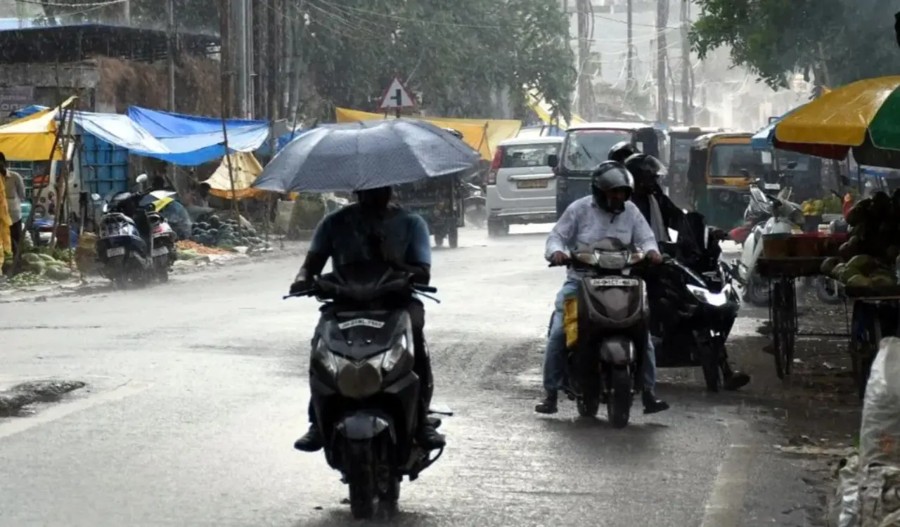Rain accompanied by thunderstorms likely across Jharkhand, including Ranchi, today; intense heat persists.