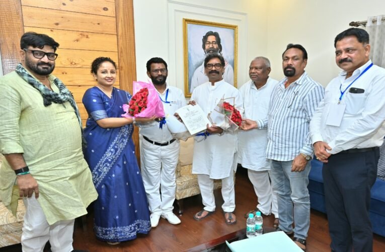 Rajya Sabha MP Baidyanath Ram paid a courtesy call on CM Hemant Soren.