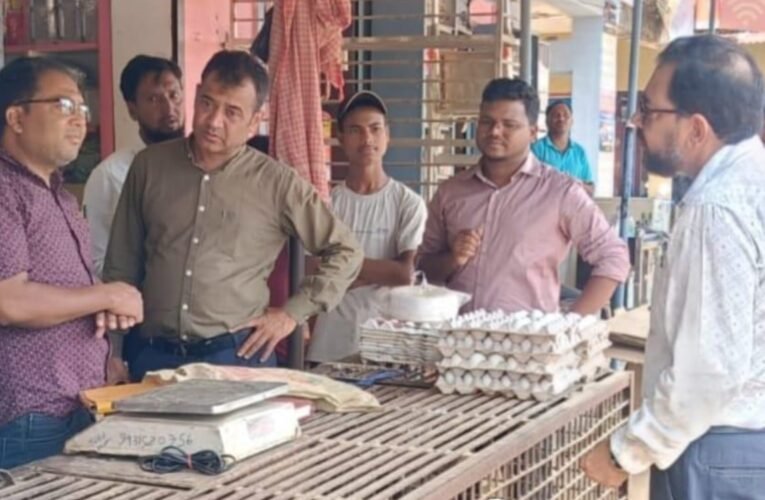 Special inspection drive conducted at meat and chicken shops in Simdega; warning issued against unlicensed operations.