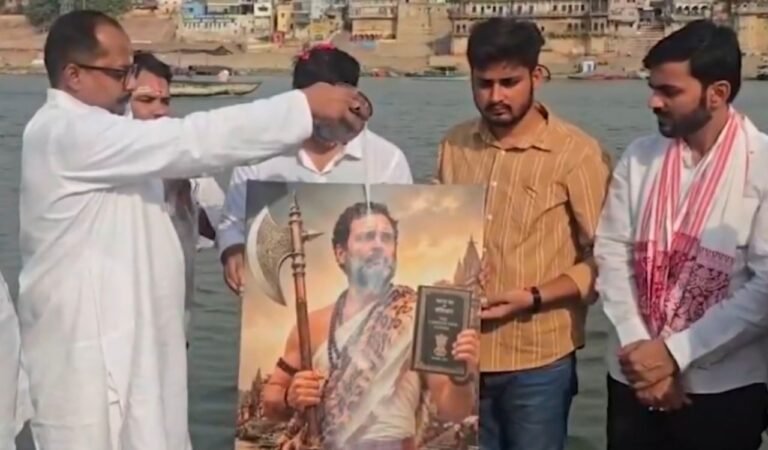 राहुल गांधी का 56वां जन्मदिन: वाराणसी में ‘परशुराम’ अवतार में दिखे कांग्रेस नेता, यूपी की सियासत में छिड़ा घमासान