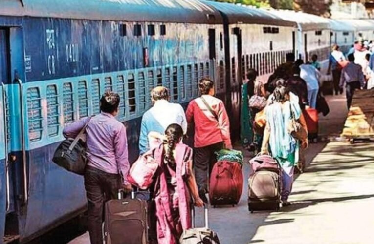 1 जुलाई से रेलवे में सख्ती: बिना टिकट यात्रा पर ₹500 जुर्माना, दूसरे के टिकट पर सफर करने वालों पर भी कार्रवाई
