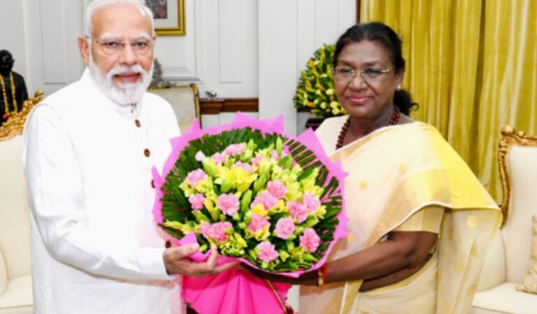 राष्ट्रपति द्रौपदी मुर्मु को जन्मदिन पर देशभर से शुभकामनाएं, पीएम मोदी समेत कई नेताओं ने दी बधाई