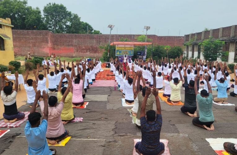 योग स्वस्थ, संतुलित और तनावमुक्त जीवन का आधार : पीडीजे राजीव कुमार सिन्हा