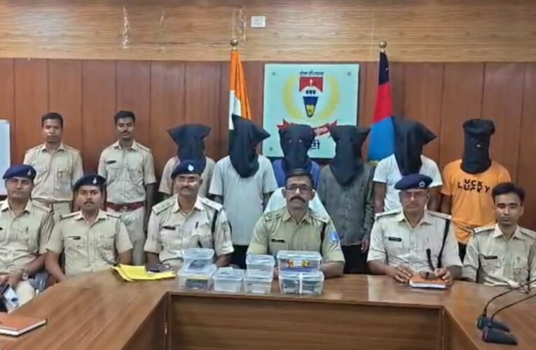 Major blow to PLFI in Khunti: Area Commander Shravan Das injured in encounter, 6 associates arrested.