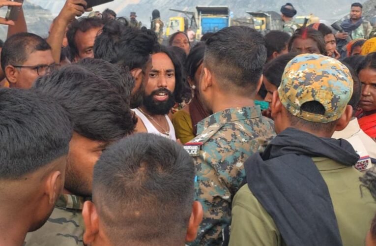 Devendra Nath Mahto detained during the ongoing agitation demanding justice at the Magadh Project, CCL Latehar.
