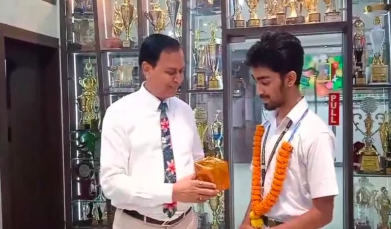 सीबीएसई 12वीं बोर्ड: डीपीएस बोकारो के आदित्य बने साइंस में नेशनल टॉपर, पुनर्मूल्यांकन में रचा इतिहास