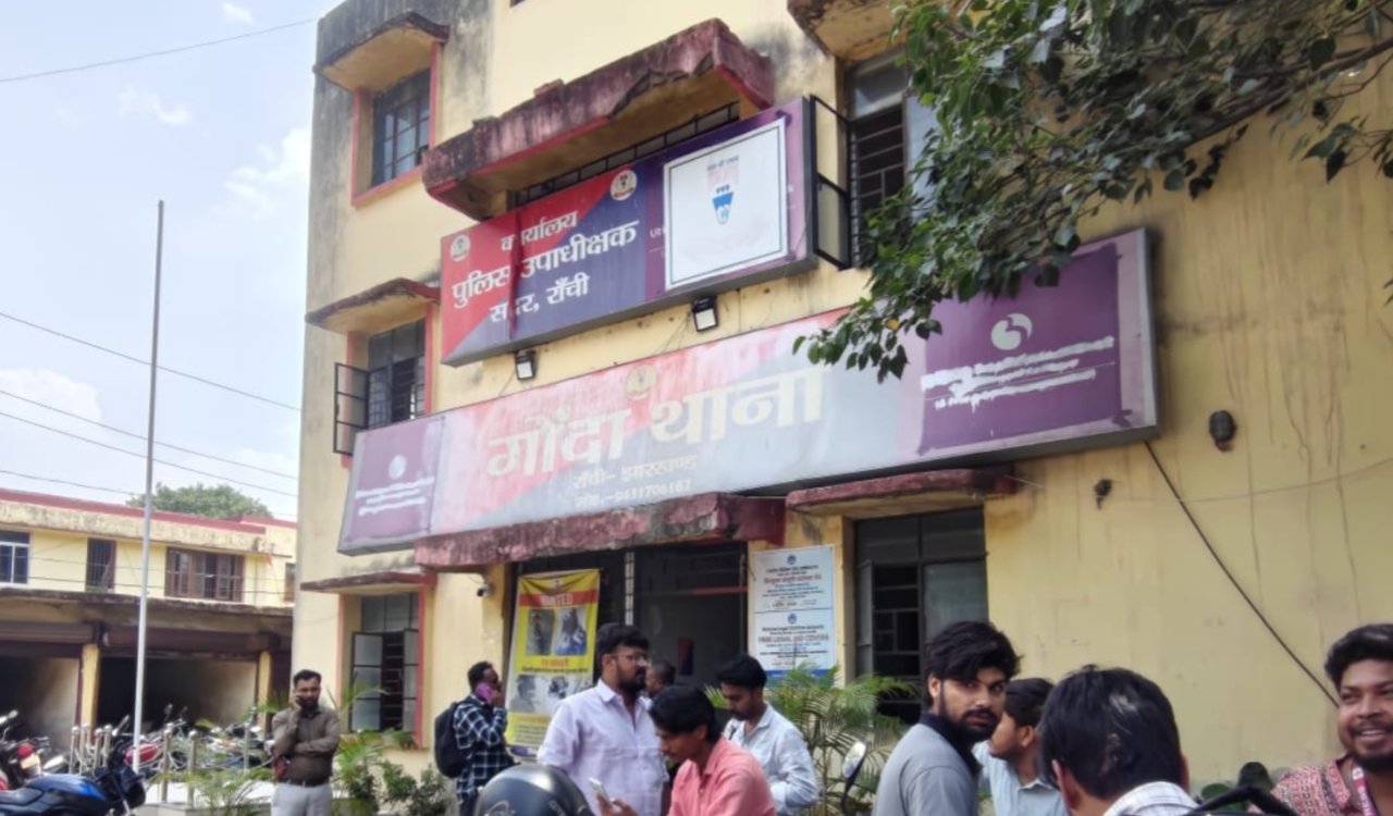 Attempted chain snatching foiled in Ranchi; one accused caught by the public.