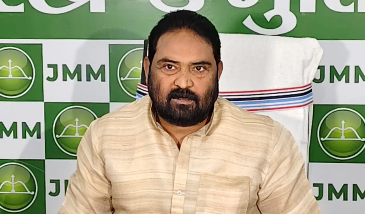 Padma Bhushan for 'Dishom Guru' Shibu Soren: JMM terms it an honour for Jharkhand's struggle and identity.