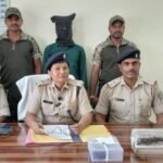 Youth arrested with illegal weapon in Godda; country-made pistol and cartridge seized.