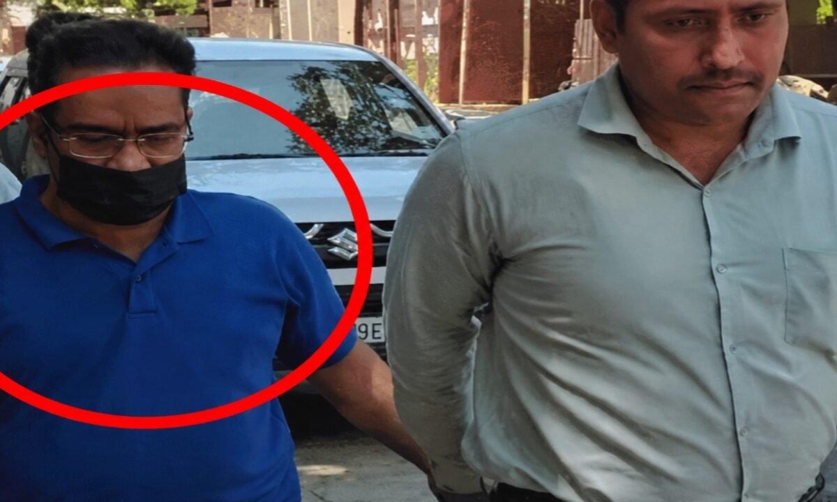 CBI arrests IAS officer Pankaj Agarwal, linked to Dhanbad (Jharkhand)