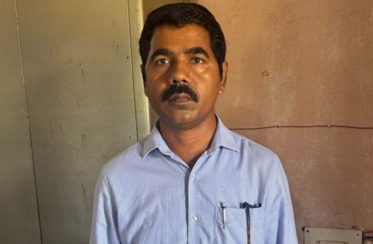 BPO employee arrested red-handed while accepting an ₹8,000 bribe in Simdega; major action by the ACB.