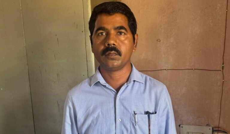 सिमडेगा में बीपीओ 8 हजार रुपये रिश्वत लेते रंगे हाथ गिरफ्तार, एसीबी की बड़ी कार्रवाई