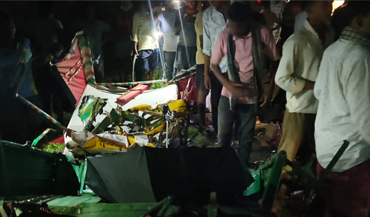 Speeding bus hits auto-rickshaw; two dead, including a woman, and two railway employees critically injured.