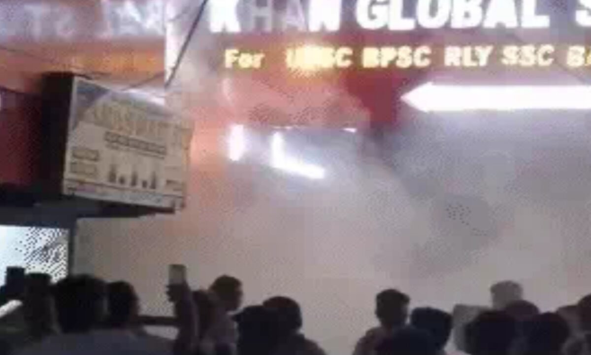Fire breaks out at Khan Global Studies coaching centre in Patna; all students and staff safe.