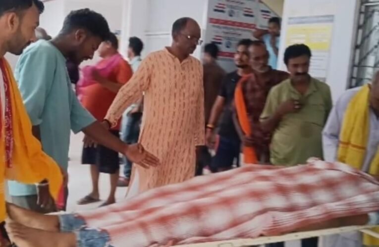 Youth dies in Simdega road accident; last rites performed amidst a somber atmosphere.