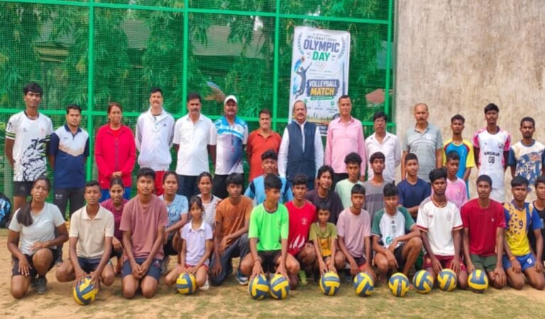 ओलंपिक सप्ताह पर ऑक्सीजन पार्क में प्रदर्शनी वॉलीबॉल मैच, खिलाड़ियों ने दिया खेल भावना का संदेश