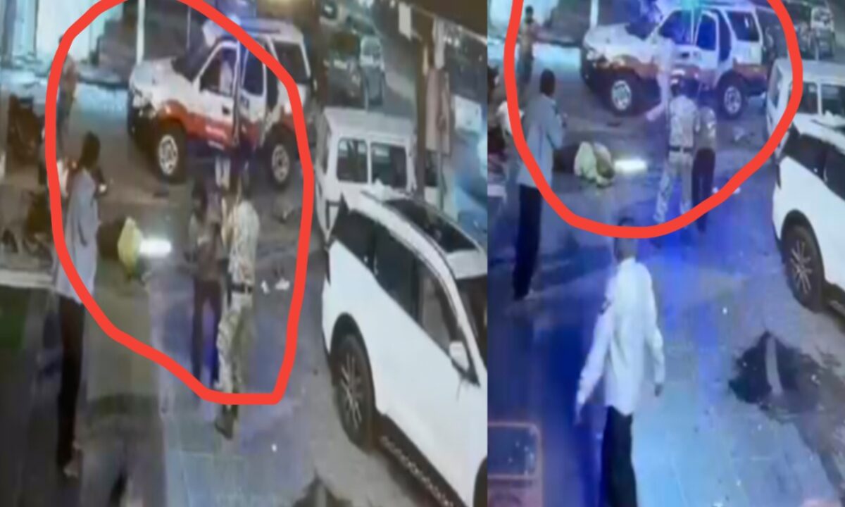 Youth dragged from Jamshedpur PCR van and stabbed repeatedly.
