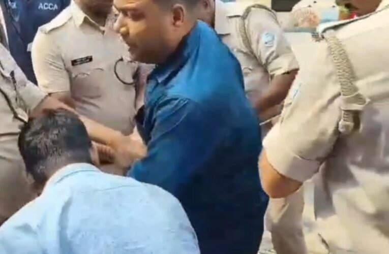 Youth arrested at Koderma railway station with a loaded pistol and 24 cartridges; accused of threatening passengers on the train.