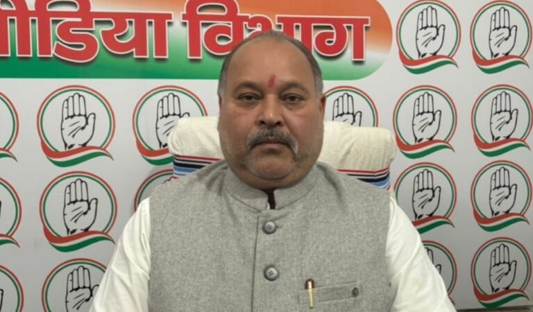 राम मंदिर चढ़ावा चोरी मामले पर कांग्रेस का भाजपा पर हमला, राकेश सिन्हा ने उठाए सवाल