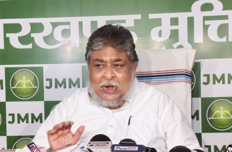 JMM attacks Modi government over 12-year tenure, calls it a term marked by "24 alleged embezzlements, not achievements."