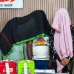 कार बैटरी चोरी गिरोह का खुलासा, तीन आरोपी गिरफ्तार Car battery theft gang busted; three accused arrested.