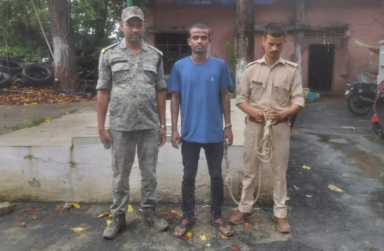ब्राउन शुगर तस्कर गिरफ्तार, 5.86 ग्राम मादक पदार्थ और ₹1.69 लाख नकद बरामद