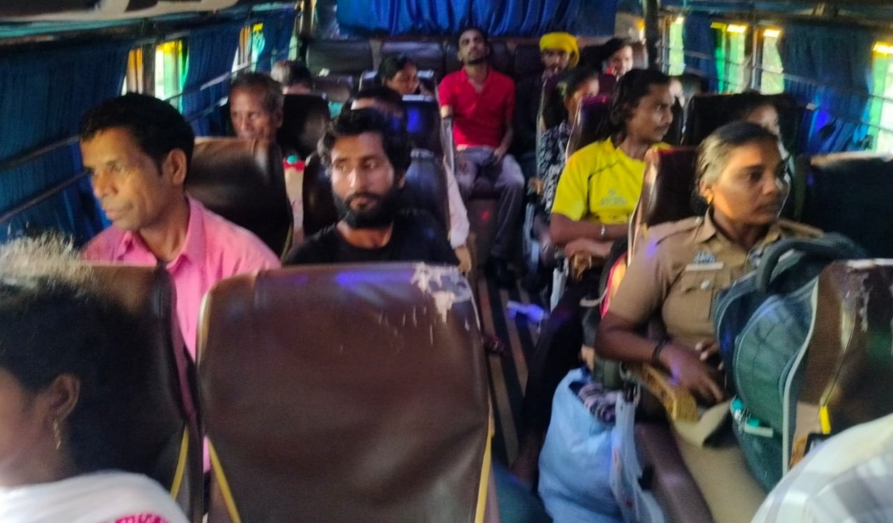 Tamil Nadu gas leak: 42 migrant workers from Jharkhand have returned safely; the mortal remains of the deceased, Preeti Devi, will reach Ranchi today.