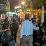 रांची में देर रात पुलिस-प्रशासन की बड़ी कार्रवाई, 8 बार में छापेमारी; नाबालिग मिले, खुले में शराब पीने वालों पर भी सख्ती Major late-night crackdown by police and administration in Ranchi; raids conducted at eight bars; minors found, and strict action taken against those drinking in public.