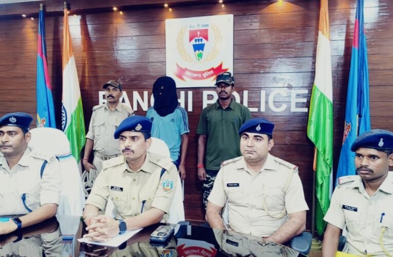 Young woman's murder case in Dashamfall police station area solved; she was strangled to death over a love affair.