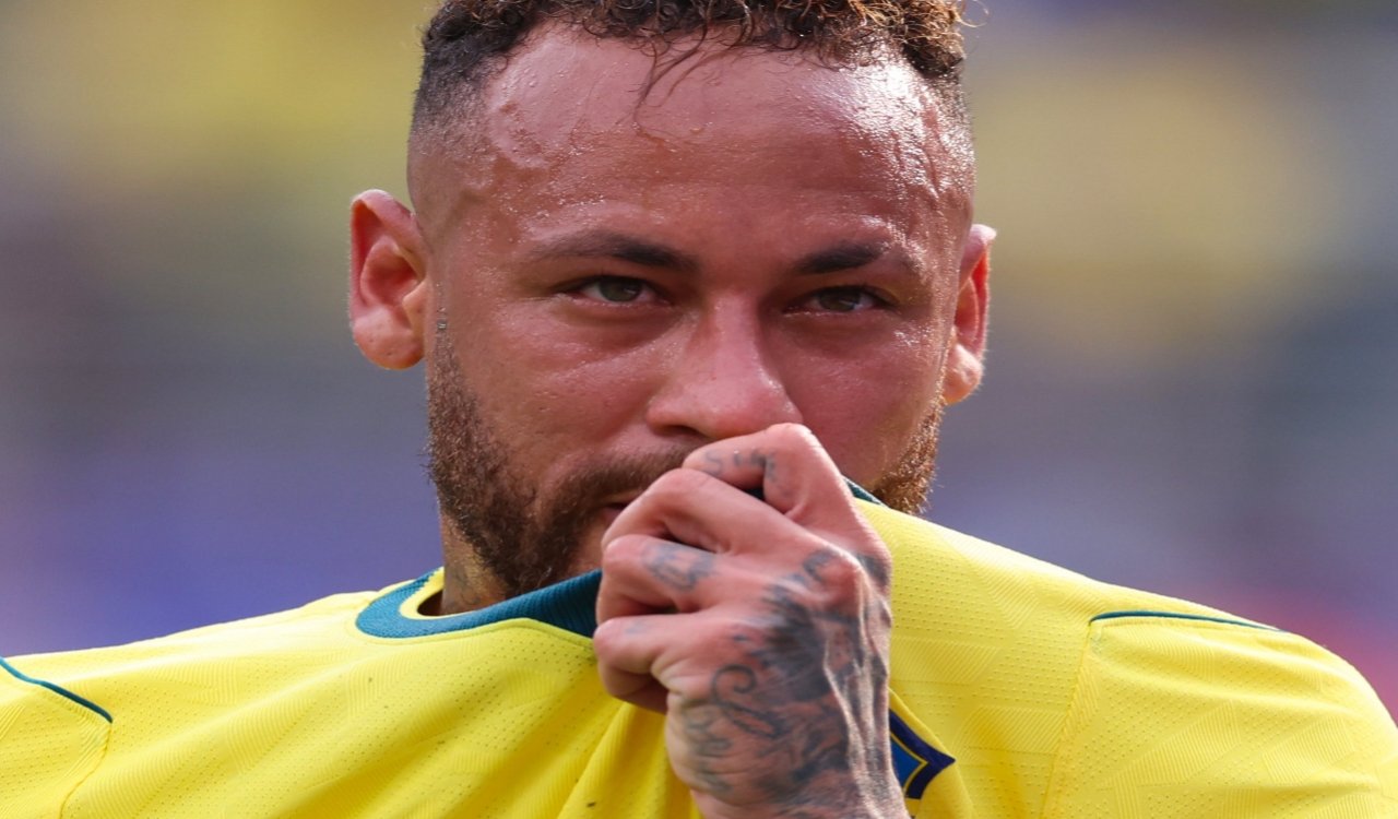 Neymar bids farewell to international football immediately after World Cup exit; emotional goodbye wins hearts.