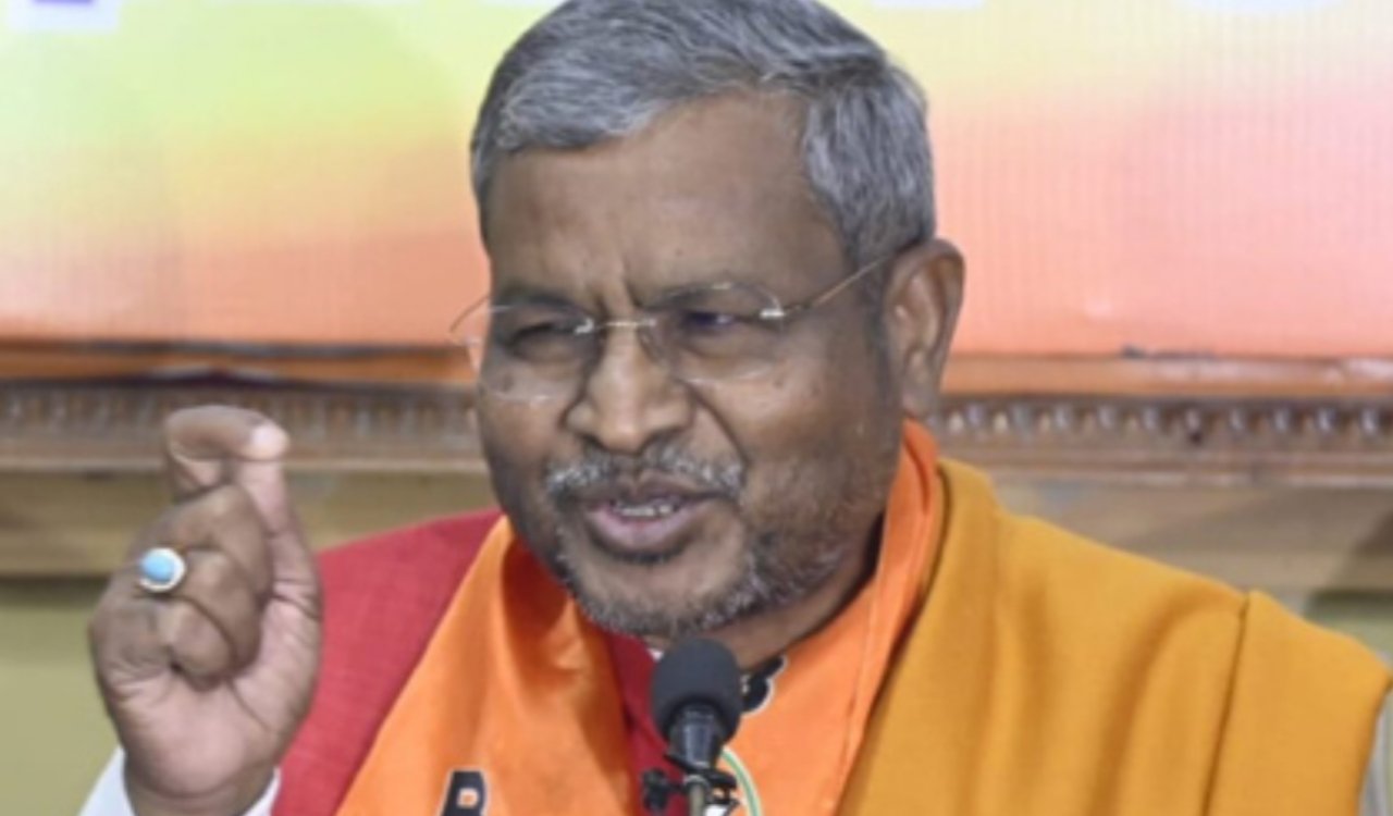 Why is the government favoring the Rozmarta company? Babulal Marandi alleges financial irregularities in the Transport Department.
