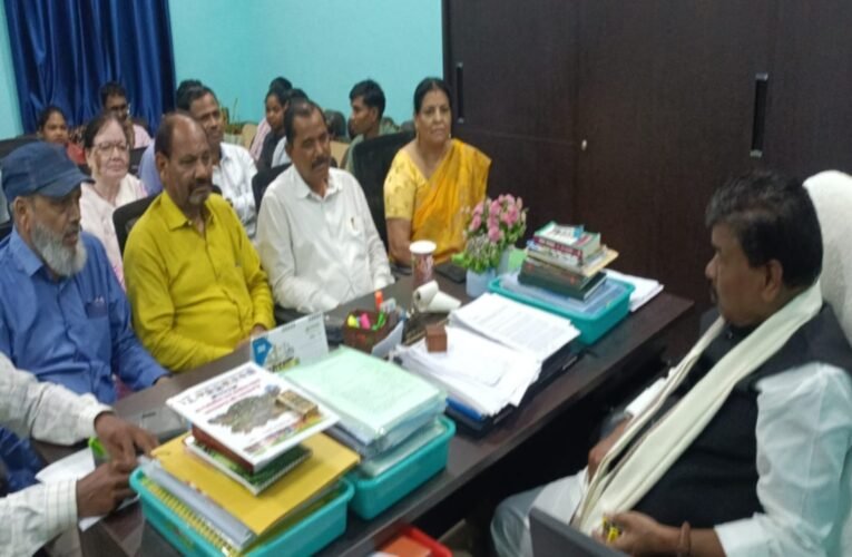 जनजाति एवं क्षेत्रीय भाषा कॉन्क्लेव–2026 की समीक्षा बैठक संपन्न, 22 जुलाई को होगा विशेष ‘संवाद’