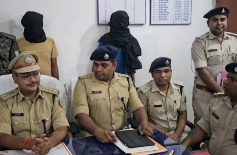Major police crackdown on the Rahul Dubey gang in Hazaribagh; two miscreants arrested with weapons and a Scorpio vehicle.