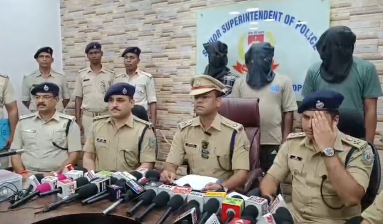 DD Bar murder case: Major police action; three more accused arrested, and the weapon used in the murder recovered.