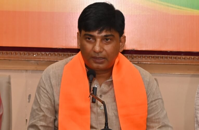 CM should stop showing false dreams to the public and provide answers regarding investment and employment: BJP