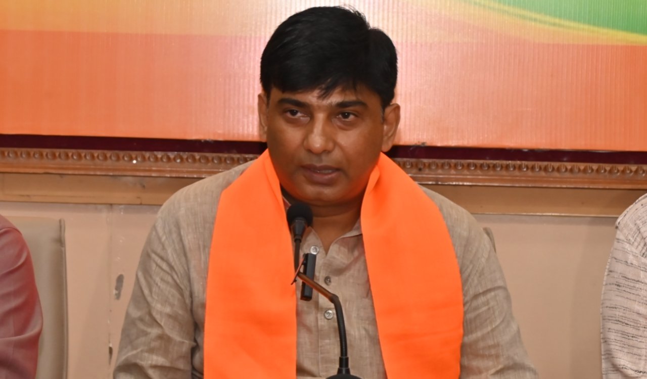 CM should stop showing false dreams to the public and provide answers regarding investment and employment: BJP