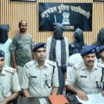 महागामा सामूहिक दुष्कर्म कांड का खुलासा: मुख्य आरोपी समेत 5 गिरफ्तार, टोटो और 4 मोबाइल बरामद Mahagama gang-rape case solved: 5 arrested, including the prime accused; Toto and 4 mobile phones recovered.