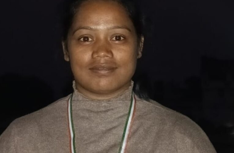 U-23 National Wrestling Championship: Simdega's Saraswati Kumari leaves for Rohtak with the Jharkhand team.