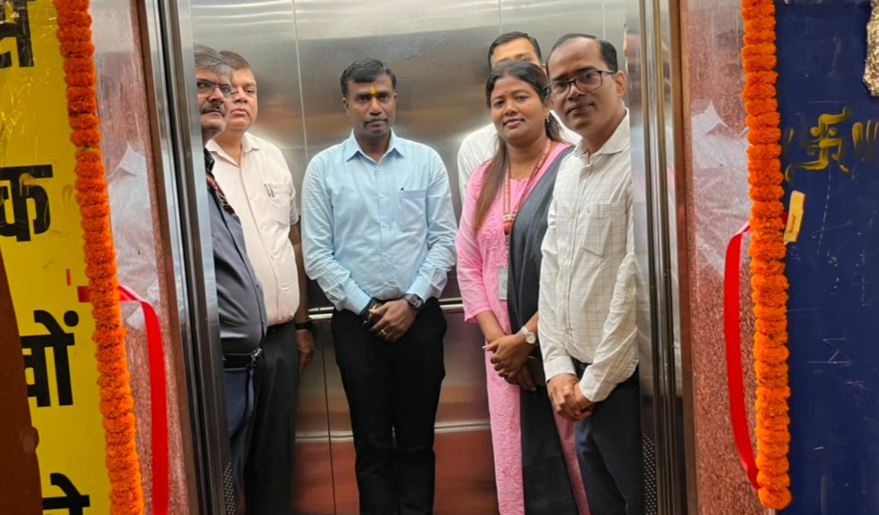 Three new modern lifts have become operational at the Collectorate; citizens will now benefit from improved facilities with a total of eight lifts.