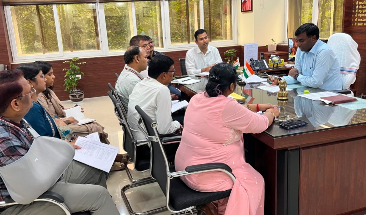 Strict action against negligence in SIR work in Ranchi; BLO and supervisor to face suspension and departmental proceedings.