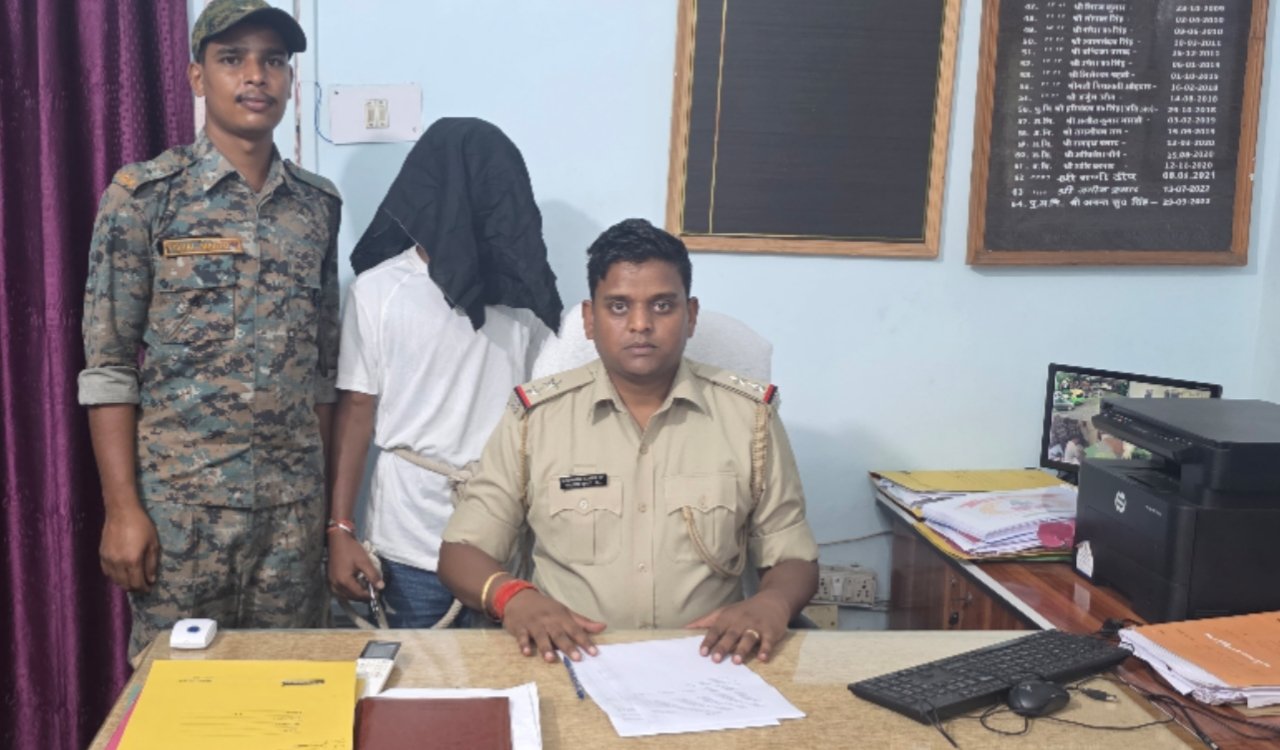 Supplier arrested in poppy husk smuggling case after a year; major action by Mandu police.