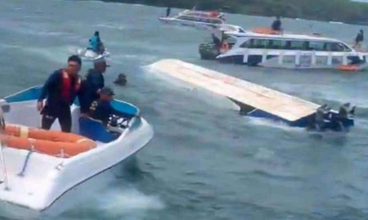 Major accident off Vietnam's Phu Quoc Island: 15 Indian tourists die after speedboat capsizes; 21 people rescued.
