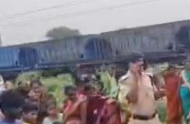 मोहमदगंज स्टेशन के पास ट्रेन की चपेट में आने से महिला की मौत, जांच में जुटी रेलवे पुलिस