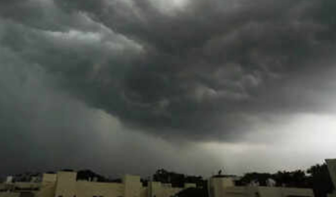 Today's weather in Jharkhand, including Ranchi: Possibility of rain accompanied by thunderstorms; stay alert.