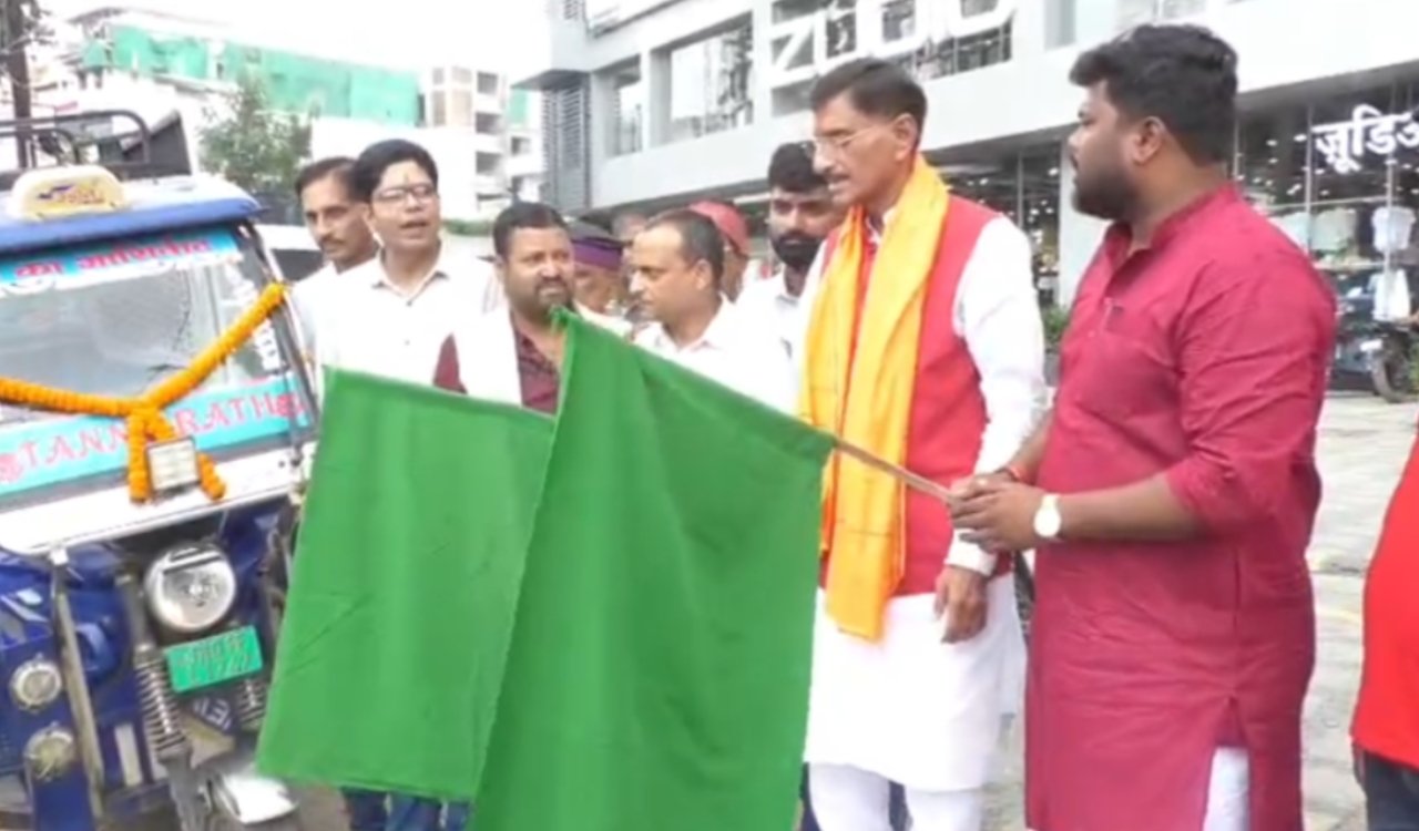 Voter awareness campaign gains momentum in Kanke; MP Sanjay Seth flags off the public awareness vehicle.