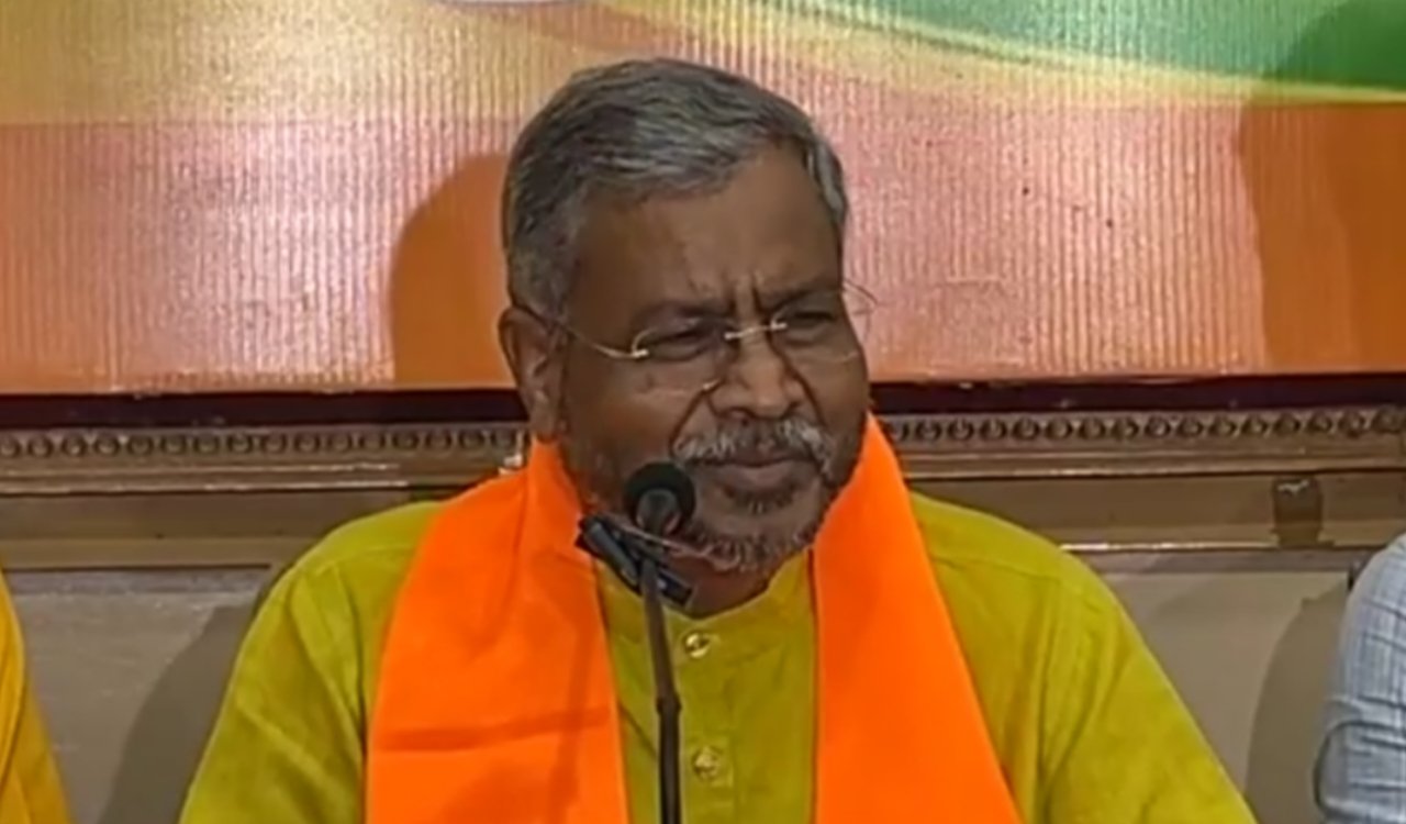 Babulal Marandi slams the dismal state of Saranda; alleges irregularities in the DMFT fund.